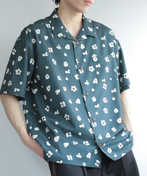 SENSE OF PLACE by URBAN RESEARCH（センスオブプレイスバイアーバンリサーチ）の「『イージーケア』ボタニカルオープンカラールーズシャツ（シャツ/ブラウス・メンズ・ブルー/ライトベージュ/グリーン/チャコールグレー・SMALL/MEDIUM/LARGE）」の14枚目の写真