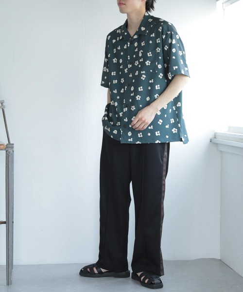 SENSE OF PLACE by URBAN RESEARCH（センスオブプレイスバイアーバンリサーチ）の「『イージーケア』ボタニカルオープンカラールーズシャツ（シャツ/ブラウス・メンズ・ブルー/ライトベージュ/グリーン/チャコールグレー・SMALL/MEDIUM/LARGE）」の20枚目の写真