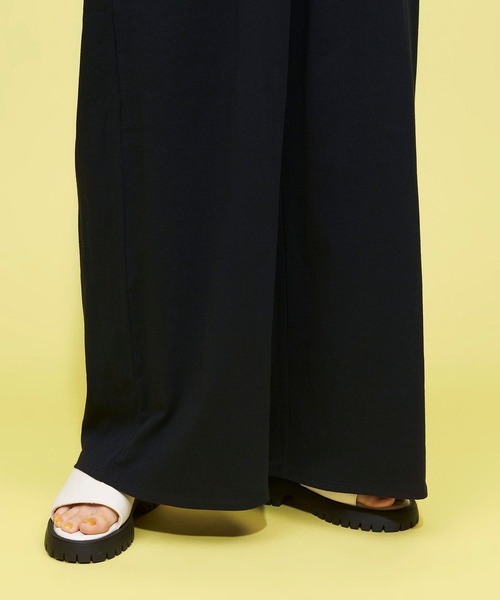 FOREVER 21（フォーエバー トゥエンティーワン）の「ドロストカットパンツ（その他パンツ・レディース・ブルー/ホワイト/レッド/ブラック・SMALL/MEDIUM）」の14枚目の写真