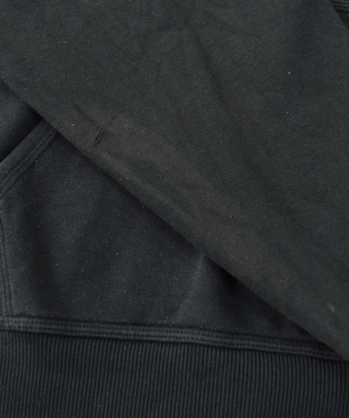 Champion(チャンピオン)の「【ヴィンテージ古着】Champion / チャンピオン フロントロゴ スウェットパーカー(パーカー・メンズ・ブラック・LARGE)」の2枚目の写真