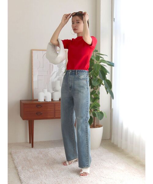 Ungrid(アングリッド)の「バックオープンフィットTee(Tシャツ/カットソー・レディース・ブラック/レッド/オフホワイト・FREE)」の20枚目の写真