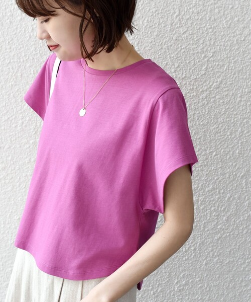SHIPS（シップス）の「* 〈着丈が選べる2サイズ展開〉コットン 天竺 ドルマン スリーブ TEE 24SS ◇（Tシャツ/カットソー・レディース・ネイビー/オフホワイト/ピンク系/ブラック/ネイビー系/ライトブルー・SMALL/MEDIUM）」の6枚目の写真