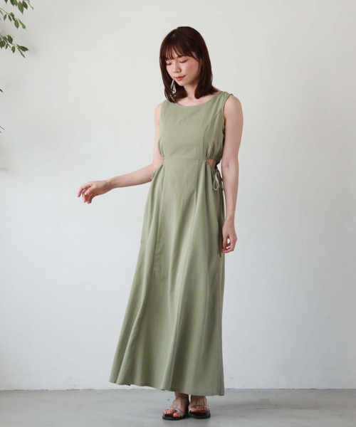 archives(アルシーヴ)の「麻調サイドスリットノースリワンピース(ワンピース・レディース・ブラック/グリーン/レンガ/ベージュ・MEDIUM)」の3枚目の写真