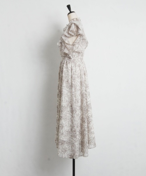 tocco closet（トッコ　クローゼット）の「プチフリルネックラッフルフリルスリーブフラワープリントワンピース（ワンピース・レディース・ブラック/アイボリー・M）」の15枚目の写真