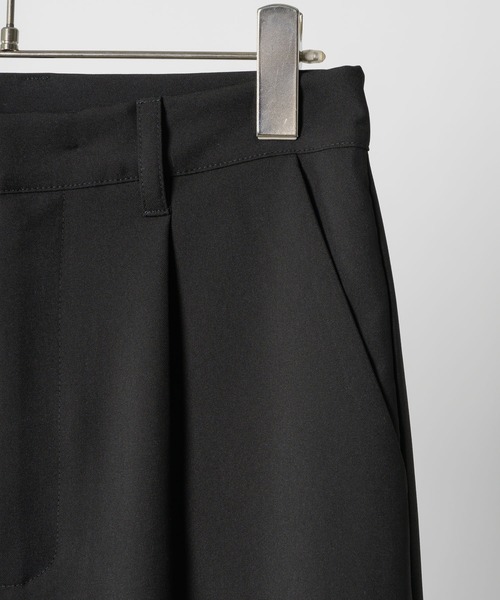 FEKETE(フェケテ)の「HIGH-WAISTED WIDE TROUSERS / ハイウエストワイドスラックス(スラックス・メンズ・グレー/ブラック・MEDIUM/SMALL/LARGE)」の21枚目の写真