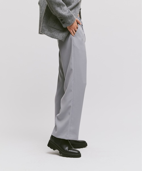 FEKETE(フェケテ)の「HIGH-WAISTED WIDE TROUSERS / ハイウエストワイドスラックス(スラックス・メンズ・グレー/ブラック・MEDIUM/SMALL/LARGE)」の6枚目の写真