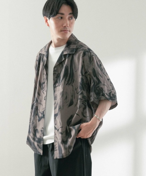 ITEMS URBANRESEARCH(アイテムズ アーバンリサーチ)の「マーブルプリントオープンカラー半袖シャツ(シャツ/ブラウス・メンズ・ブラック/オフホワイト/ベージュ・MEDIUM/LARGE)」の3枚目の写真