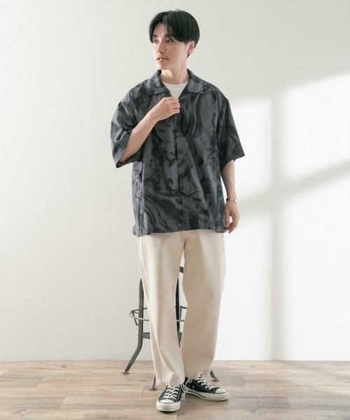 ITEMS URBANRESEARCH(アイテムズ アーバンリサーチ)の「マーブルプリントオープンカラー半袖シャツ(シャツ/ブラウス・メンズ・ブラック/オフホワイト/ベージュ・MEDIUM/LARGE)」の6枚目の写真