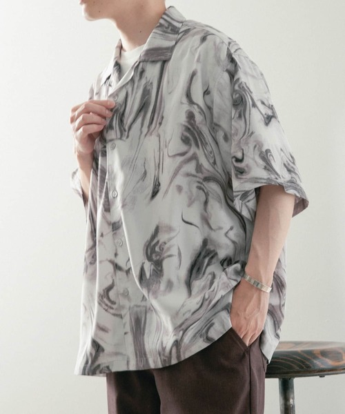 ITEMS URBANRESEARCH(アイテムズ アーバンリサーチ)の「マーブルプリントオープンカラー半袖シャツ(シャツ/ブラウス・メンズ・ブラック/オフホワイト/ベージュ・MEDIUM/LARGE)」の11枚目の写真