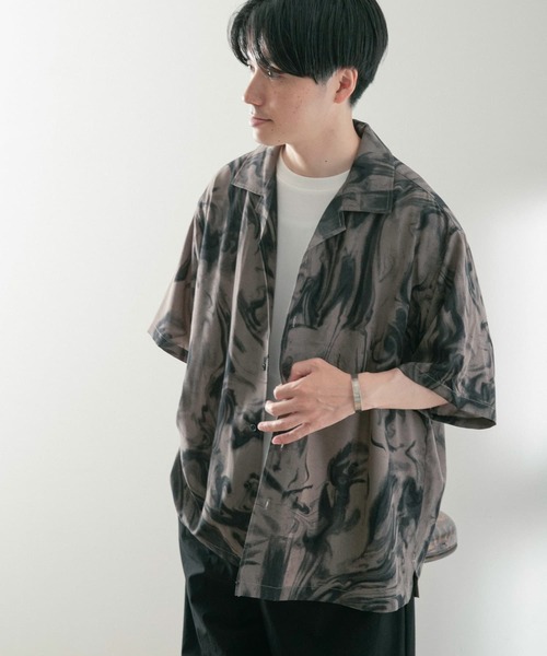ITEMS URBANRESEARCH(アイテムズ アーバンリサーチ)の「マーブルプリントオープンカラー半袖シャツ(シャツ/ブラウス・メンズ・ブラック/オフホワイト/ベージュ・MEDIUM/LARGE)」の15枚目の写真