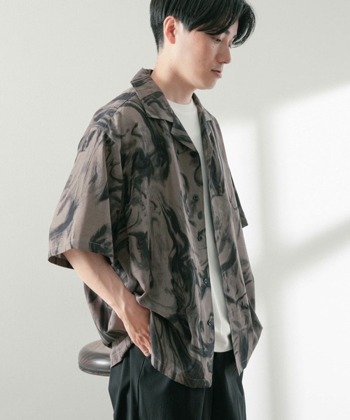 ITEMS URBANRESEARCH(アイテムズ アーバンリサーチ)の「マーブルプリントオープンカラー半袖シャツ(シャツ/ブラウス・メンズ・ブラック/オフホワイト/ベージュ・MEDIUM/LARGE)」の16枚目の写真