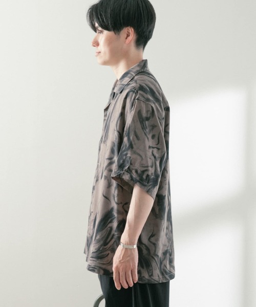 ITEMS URBANRESEARCH(アイテムズ アーバンリサーチ)の「マーブルプリントオープンカラー半袖シャツ(シャツ/ブラウス・メンズ・ブラック/オフホワイト/ベージュ・MEDIUM/LARGE)」の20枚目の写真