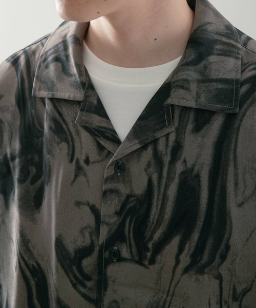 ITEMS URBANRESEARCH(アイテムズ アーバンリサーチ)の「マーブルプリントオープンカラー半袖シャツ(シャツ/ブラウス・メンズ・ブラック/オフホワイト/ベージュ・MEDIUM/LARGE)」の22枚目の写真