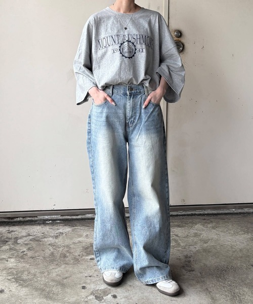 ISOOK(アイスー)の「ビッグサイズロゴTシャツ(kiharu select) / ユニセックス オーバーサイズ ロゴT プリントT メンズライク 古着(Tシャツ/カットソー・レディース・ホワイト/グレー・FREE)」の12枚目の写真