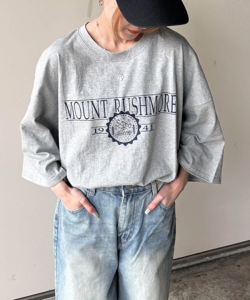 ISOOK(アイスー)の「ビッグサイズロゴTシャツ(kiharu select) / ユニセックス オーバーサイズ ロゴT プリントT メンズライク 古着(Tシャツ/カットソー・レディース・ホワイト/グレー・FREE)」の15枚目の写真