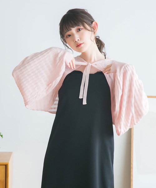 moulis'(ムーリス)の「シアーチェックボレロカーデ(カーディガン/ボレロ・レディース・ベビーピンク/ブラック/ブルー/ホワイト・M-L/LL~3L)」の6枚目の写真