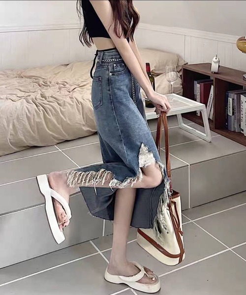 pumpkin port（パンプキンポート）の「ダメージスリット デニムスカート（デニムスカート・レディース・ブルー・MEDIUM/LARGE/SMALL）」の4枚目の写真