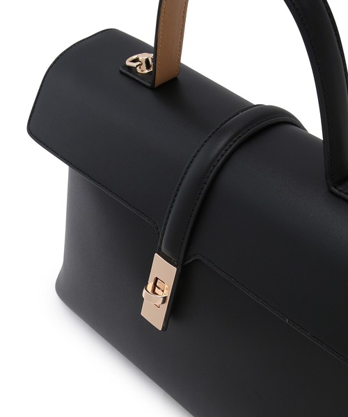 VIS（ビス）の「【軽量】【2WAY】ひねり金具ワンハンドルショルダーバッグ（ハンドバッグ・レディース・ベージュ/ダークブラウン/ブラック・FREE）」の6枚目の写真