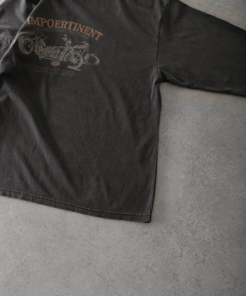 ZIP FIVE(ジップファイブ)の「【ZIP FIVE】 ピグメント USA レトロ グラフィック ビッグシルエット 長袖 Tシャツ / ロンT(Tシャツ/カットソー・メンズ・ブラック系/ホワイト/ホワイト系/ブラック/ネイビー/ネイビー系・MEDIUM/LARGE)」の19枚目の写真