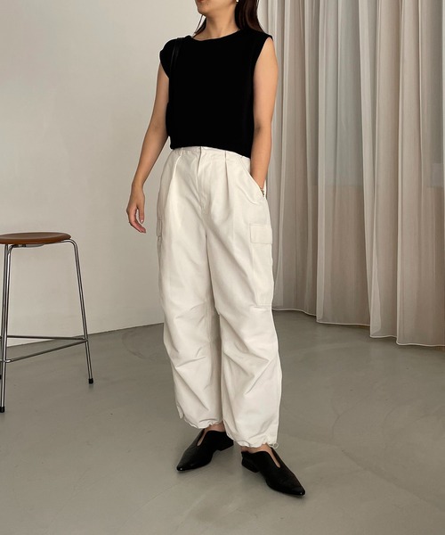 CAPRICIEUX LE'MAGE(カプリシューレマージュ)の「裾ドロストカーゴパンツ(カーゴパンツ・レディース・ベージュ/ホワイト・36/38)」の14枚目の写真