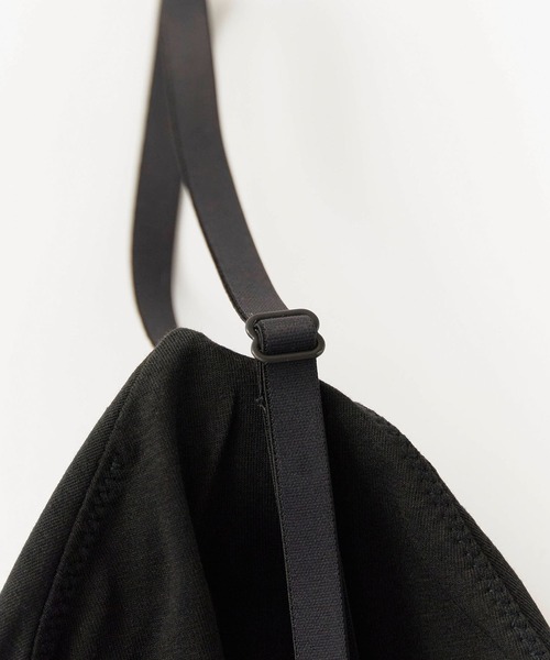 Calvin Klein（カルバン・クライン）の「Calvin Klein/カルバンクライン LGHT LINED TRIANGLE トライアングル ブラ 2026年春夏（スポーツブラ・レディース・ライム/ブラック/グレー/ホワイト・L/M/S/XS）」の18枚目の写真