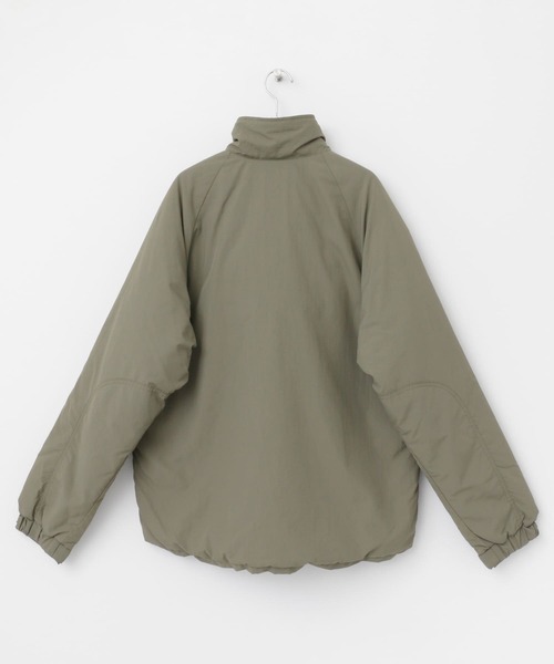 ITEMS URBANRESEARCH（アイテムズ アーバンリサーチ）の「ハイネック ZIP UP ミリタリーブルゾン（ミリタリージャケット・メンズ・カーキ/ブラック・MEDIUM/LARGE）」の11枚目の写真