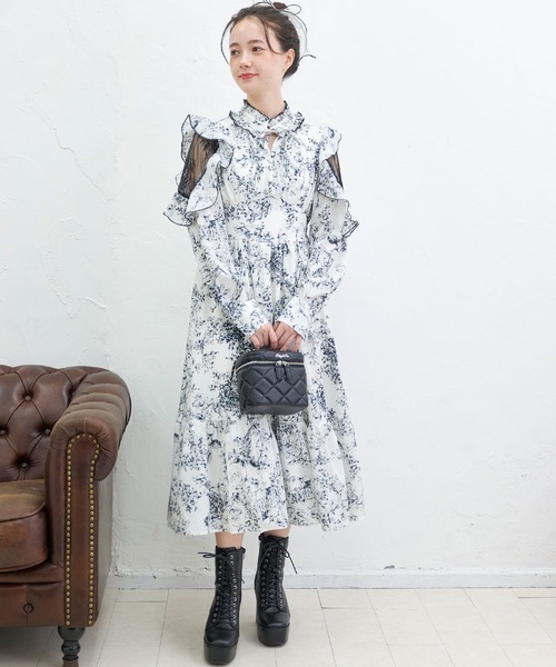 感謝sale♡ハイウエストワンピーストワルドジュイ柄コットン&リネンブルー。.＊ 感謝sale♡ハイウエストワンピーストワルドジュイ柄コットン