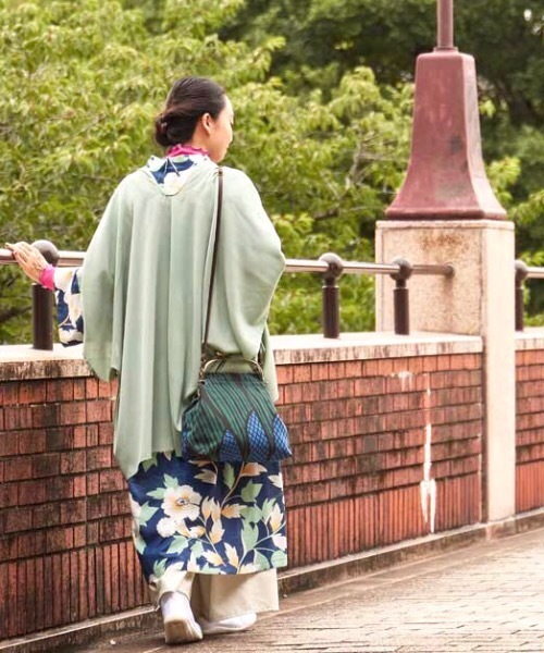 カヤ（カヤ）の「【カヤ】飛翔 がま口ショルダーバッグ（ショルダーバッグ・レディース・グリーン/レッド/イエロー/ホワイト・FREE）」の12枚目の写真