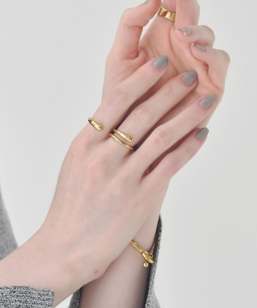 LHME(エルエイチエムイー)の「【WEB限定】”Aqua”フィンガーリング/サージカルステンレス(金属アレルギー対応)【LHME / エルエイチエムイー】(リング・レディース・シルバー/ゴールド・ONE SIZE)」の5枚目の写真