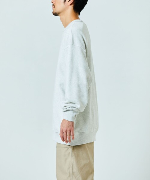FREAK'S STORE（フリークスストア）の「FREAK’S STORE/フリークスストア 15oz HEAVY WEIGHT CREW NECK SWT/15オンス ヘビーウェイト クルーネックスウェット/リラックスフィット/USAコットン（スウェット・メンズ・チャコールグレー/ベージュ/ライトグレー/グレー/グリーン/ブラック・SMALL/MEDIUM/LARGE）」の12枚目の写真