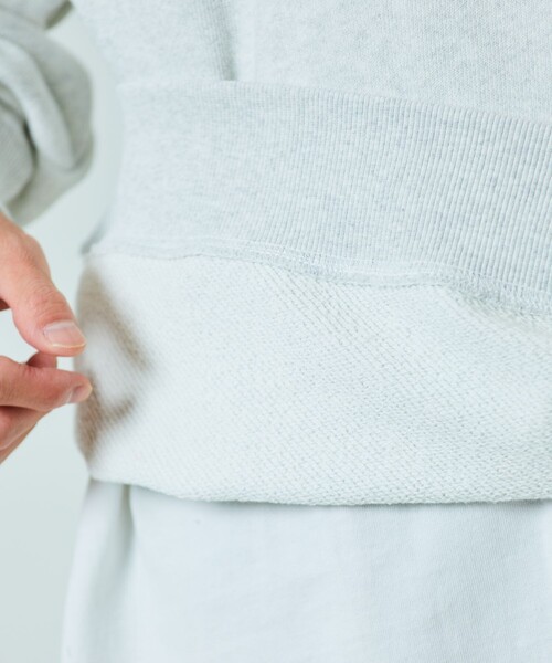 FREAK'S STORE（フリークスストア）の「FREAK’S STORE/フリークスストア 15oz HEAVY WEIGHT CREW NECK SWT/15オンス ヘビーウェイト クルーネックスウェット/リラックスフィット/USAコットン（スウェット・メンズ・チャコールグレー/ベージュ/ライトグレー/グレー/グリーン/ブラック・SMALL/MEDIUM/LARGE）」の16枚目の写真