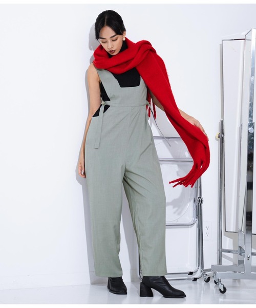 LATINA（ラティーナ）の「ウエストオープン ワイドパンツ サロペット オールインワン（サロペット/オーバーオール・レディース・ブラック/グレー・FREE）」の16枚目の写真