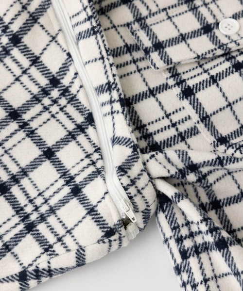 MIEL CRISHUNANT（ミエルクリシュナ）の「マルチウェイCPOジャケット【インナーのベストボアと袖が取り外し可能】（ブルゾン・レディース・ホワイト系その他/チャコールグレー/ブラック・FREE）」の21枚目の写真