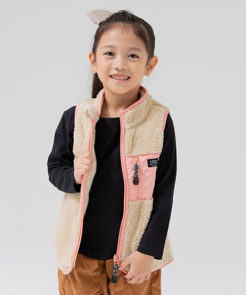 chil2（チルツー）の「ボアベスト（ベスト・キッズ・ブラック/オフホワイト/ベージュ・90cm/100cm/110cm/120cm/130cm/140cm）」の2枚目の写真