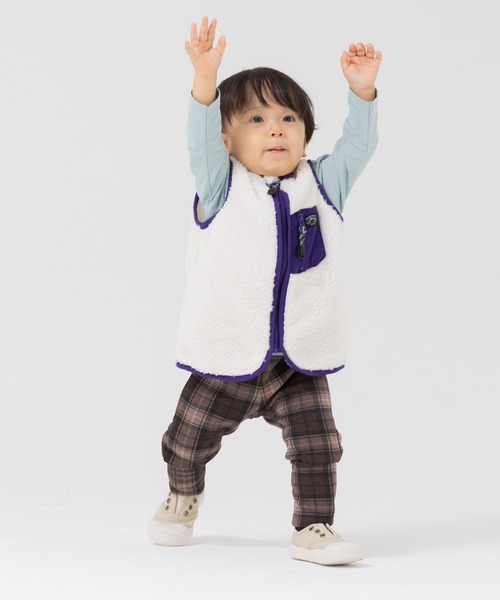 chil2（チルツー）の「ボアベスト（ベスト・キッズ・ブラック/オフホワイト/ベージュ・90cm/100cm/110cm/120cm/130cm/140cm）」の4枚目の写真