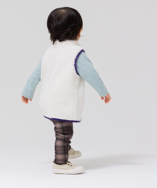 chil2（チルツー）の「ボアベスト（ベスト・キッズ・ブラック/オフホワイト/ベージュ・90cm/100cm/110cm/120cm/130cm/140cm）」の6枚目の写真