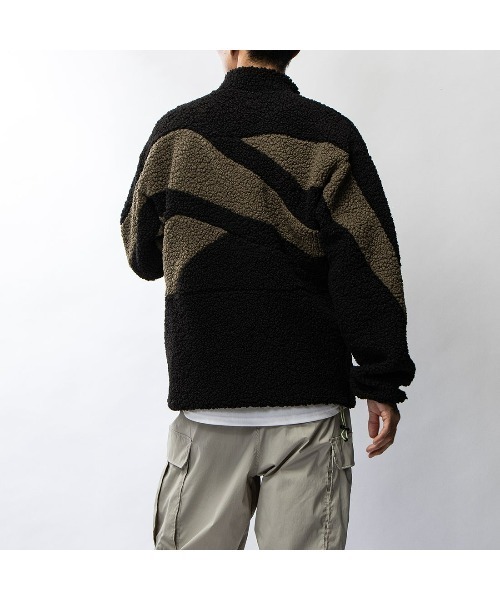 Reebok(リーボック)の「アドベンチャー BV ジャケット / CL ADVENTURE BV JACKET(その他アウター・メンズ・ブラック/ベージュ・LARGE/MEDIUM/SMALL/XX-LARGE/X-LARGE)」の5枚目の写真