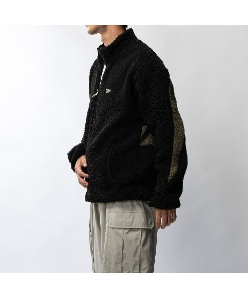 Reebok(リーボック)の「アドベンチャー BV ジャケット / CL ADVENTURE BV JACKET(その他アウター・メンズ・ブラック/ベージュ・LARGE/MEDIUM/SMALL/XX-LARGE/X-LARGE)」の6枚目の写真