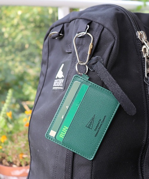 HIGHTIDE(ハイタイド)の「FARM HUT ファームハット カードホルダー + EDC ノートブック(パスケース・メンズ・グリーン/グレー/ブラック/ネイビー・FREE)」の9枚目の写真