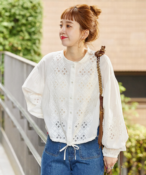 B.C STOCK（ベーセーストック）の「アイレット刺繍クロップ丈