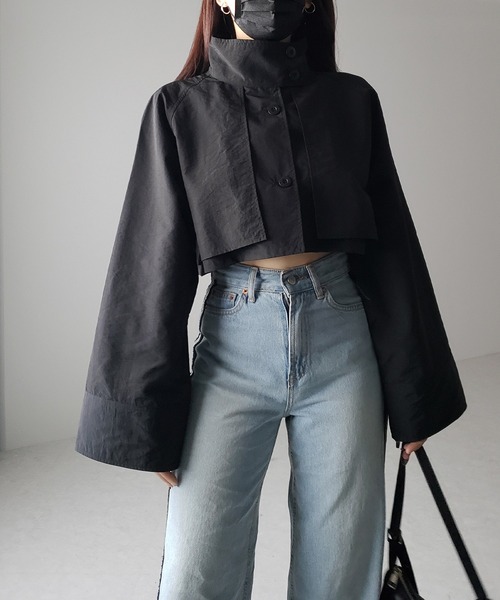 me+em select（ミームセレクト）の「【 ２WAY 】ワイドスリーブスタンドカラーナイロンショートトレンチコート（トレンチコート・レディース・グレイッシュベージュ/ブラック・FREE）」の15枚目の写真