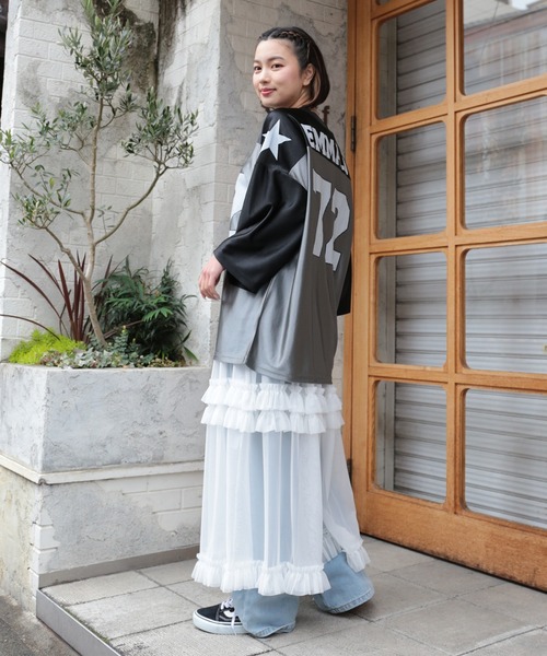 SPINNS（スピンズ）の「透けチュールティアードロングスカート