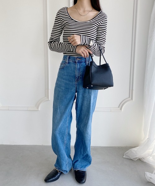 wears(ウェアーズ)の「スクエアデザインPUハンドバッグ(ハンドバッグ・レディース・ブラック/シルバー・FREE)」の8枚目の写真