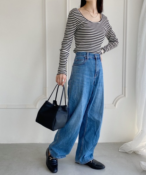 wears(ウェアーズ)の「スクエアデザインPUハンドバッグ(ハンドバッグ・レディース・ブラック/シルバー・FREE)」の10枚目の写真