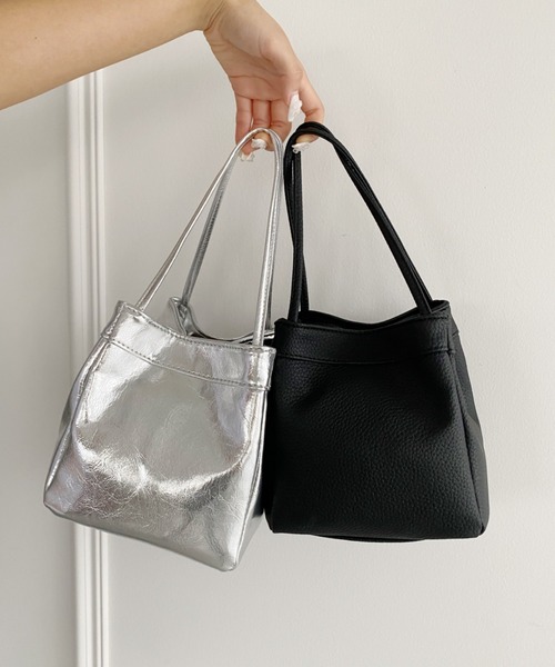 wears(ウェアーズ)の「スクエアデザインPUハンドバッグ(ハンドバッグ・レディース・ブラック/シルバー・FREE)」の22枚目の写真