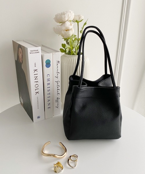 wears(ウェアーズ)の「スクエアデザインPUハンドバッグ(ハンドバッグ・レディース・ブラック/シルバー・FREE)」の11枚目の写真