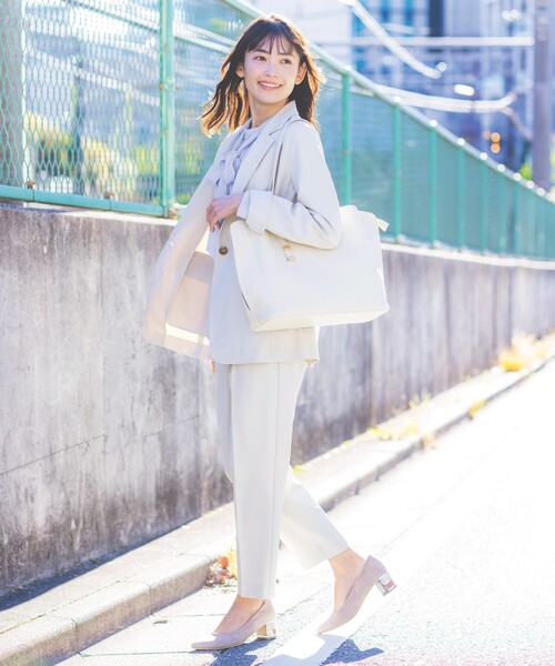 ITS'DEMO（イッツデモ）の「◆【普段着にも使える／卒業式・入学式／オフィス／セレモニー／ウエストゴム】ダブルクロステーパードパンツ（その他パンツ・レディース・ブラック/ナチュラル・00）」の20枚目の写真