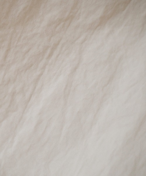 Crisp（クリスプ）の「ナイロンボリュームブルゾン（ブルゾン・レディース・カーキ/アイボリー・FREE）」の5枚目の写真