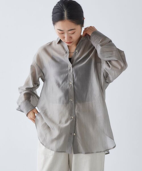 le.coeur blanc（ルクールブラン）の「シアーオーバーレギュラーカラーシャツ（シャツ/ブラウス・レディース・ベージュ/ピンク/モカ/ミント・38）」の2枚目の写真