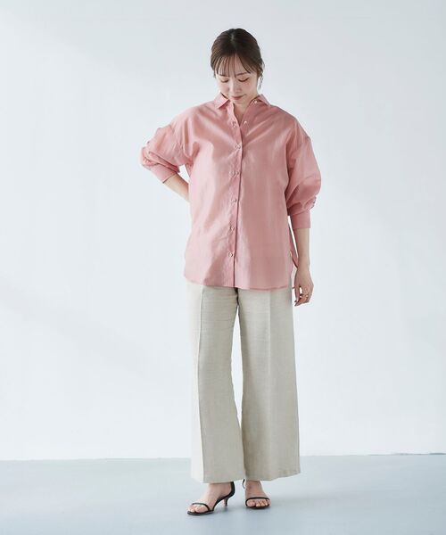 le.coeur blanc（ルクールブラン）の「シアーオーバーレギュラーカラーシャツ（シャツ/ブラウス・レディース・ベージュ/ピンク/モカ/ミント・38）」の9枚目の写真